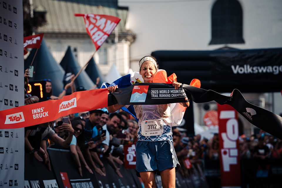 Marion Delespierre gewinnt Trail Running WM Tirol 2023 in Innsbruck.